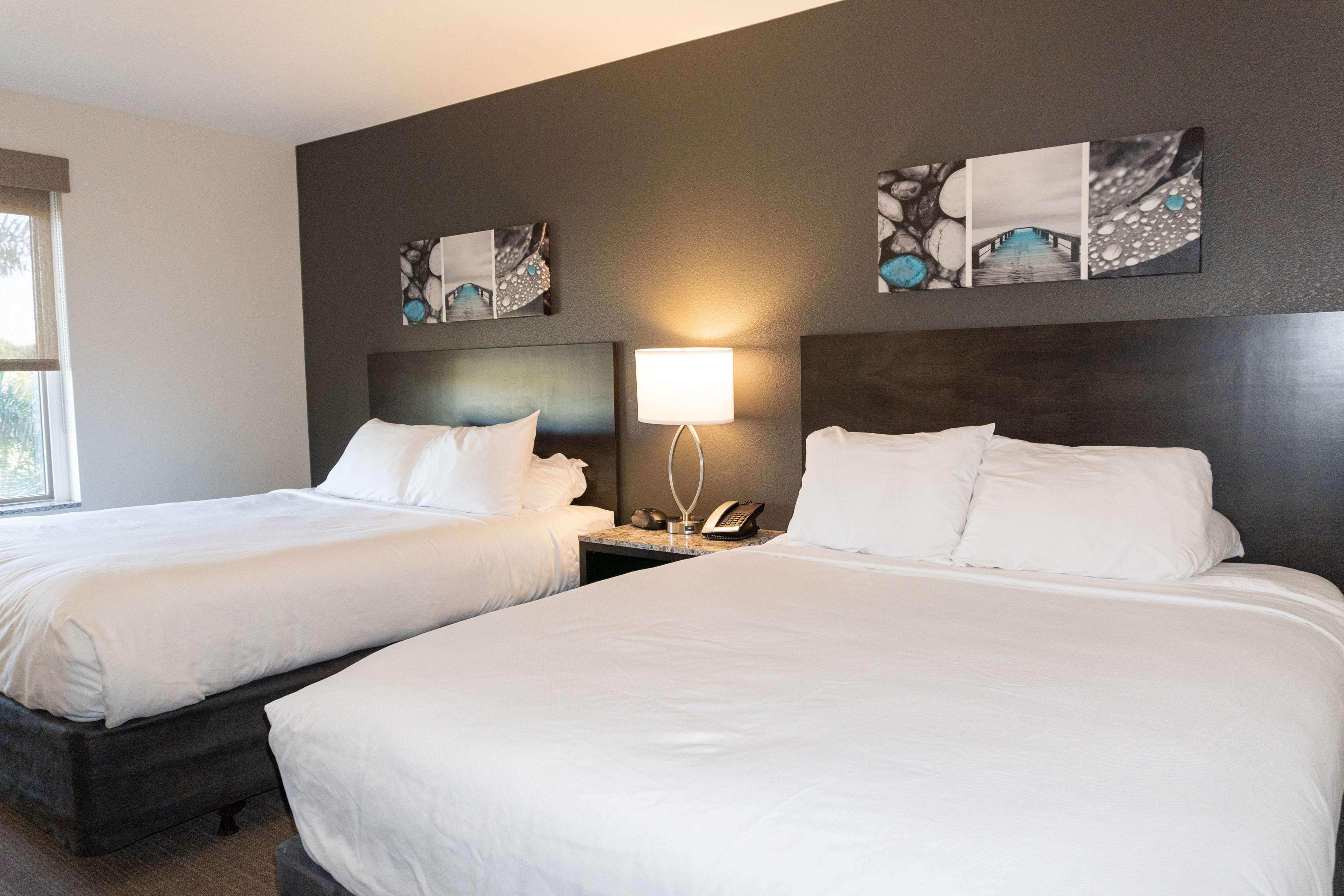 Magnolia Pointe; BW Signature Collection Fruitville Екстериор снимка